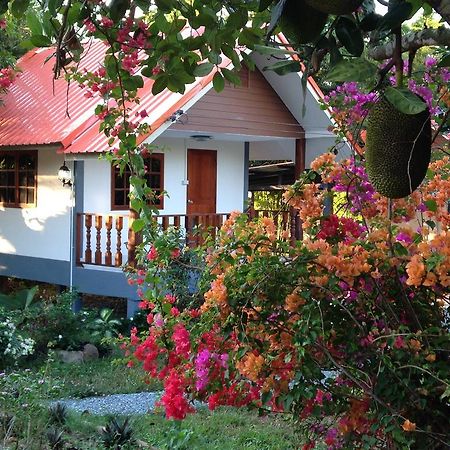 Areeya Resort Watthana Nakhon Dış mekan fotoğraf