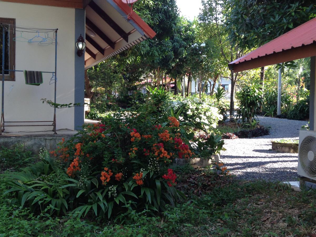 Areeya Resort Watthana Nakhon Dış mekan fotoğraf