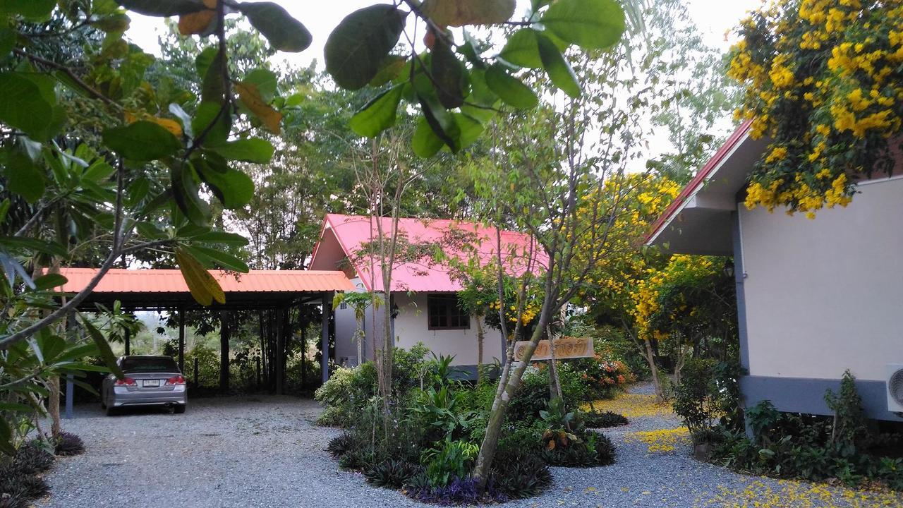 Areeya Resort Watthana Nakhon Dış mekan fotoğraf
